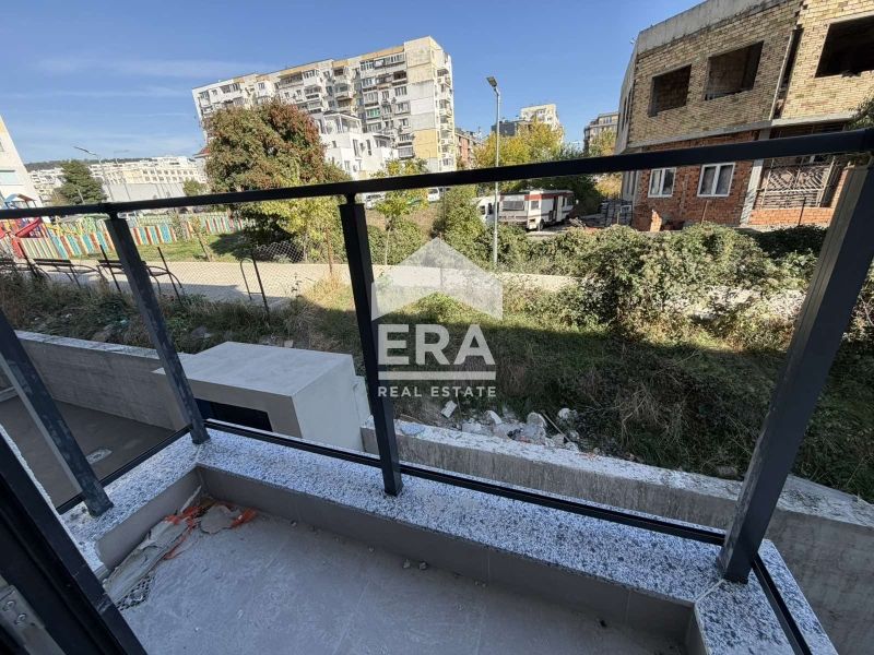 Продава се Тристаен апартамент в Варна, Кайсиева градина - 83 кв.м за 1476 €/кв.м - Снимка #10