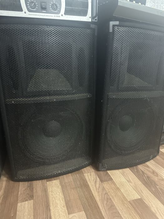 Продам музыкалный аппаратура колонка