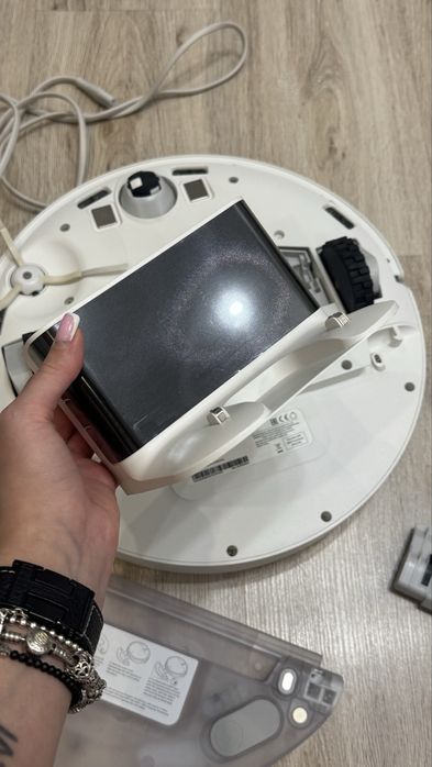 Продам Робот-пылесос Xiaomi Vacuum Mop 2 Lite