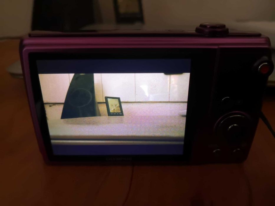 Фотоапарат Olympus d750