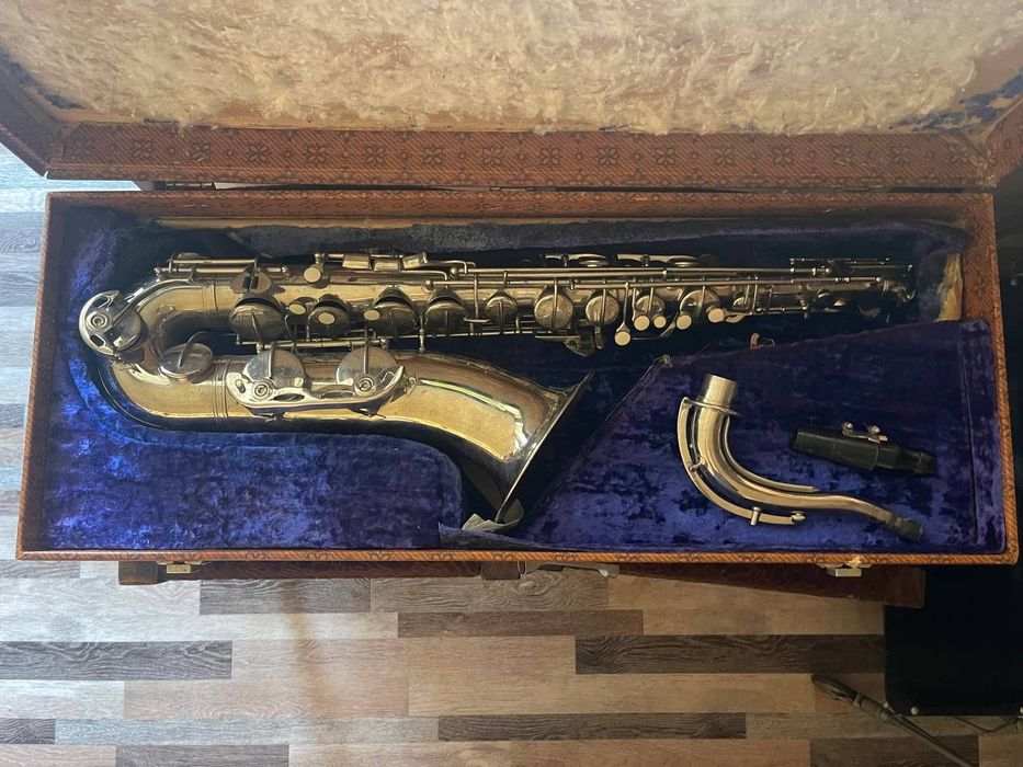 Саксофон в отличном состоянии