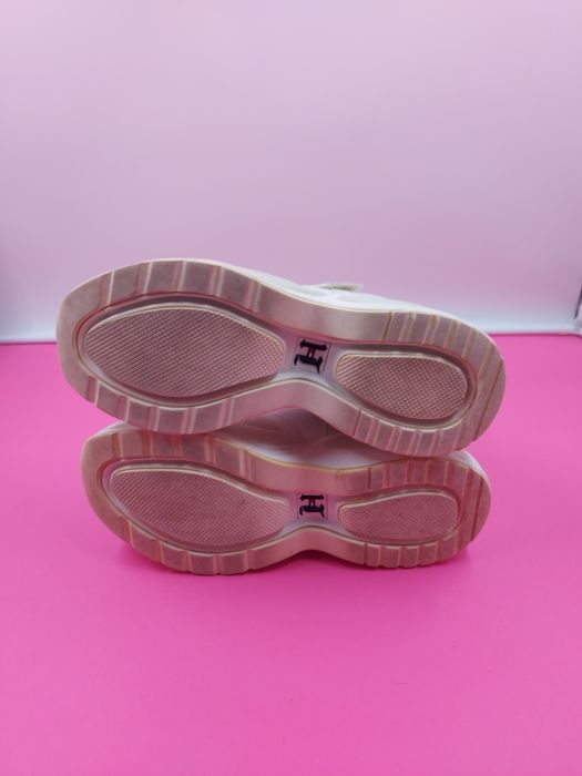 Tommy Hilfiger номер 43 Оригинални сникърси