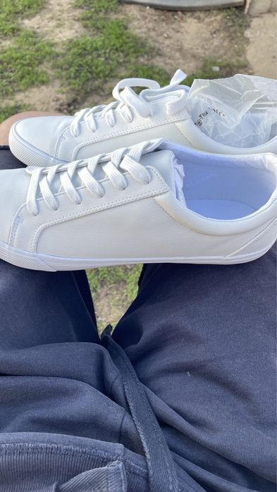 Кеды унисекс белого цвета