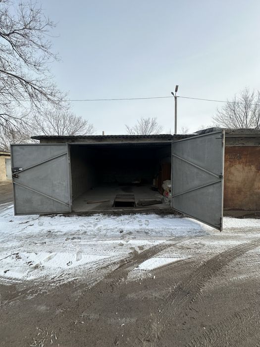 Продаеться гараж