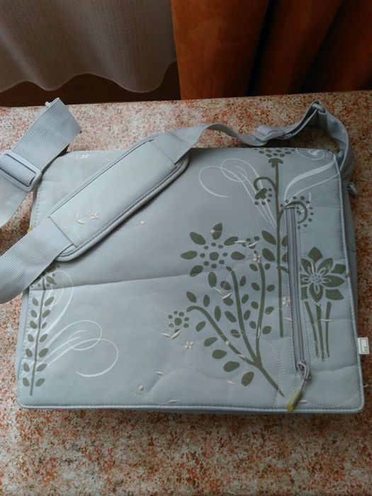 Чанта за лаптоп