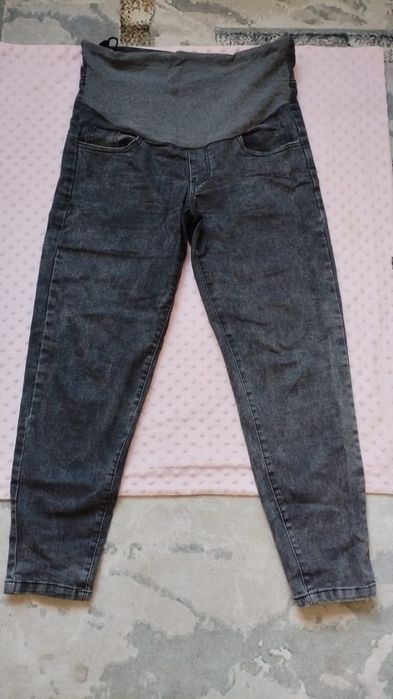 Одежда для беременнам почти новый