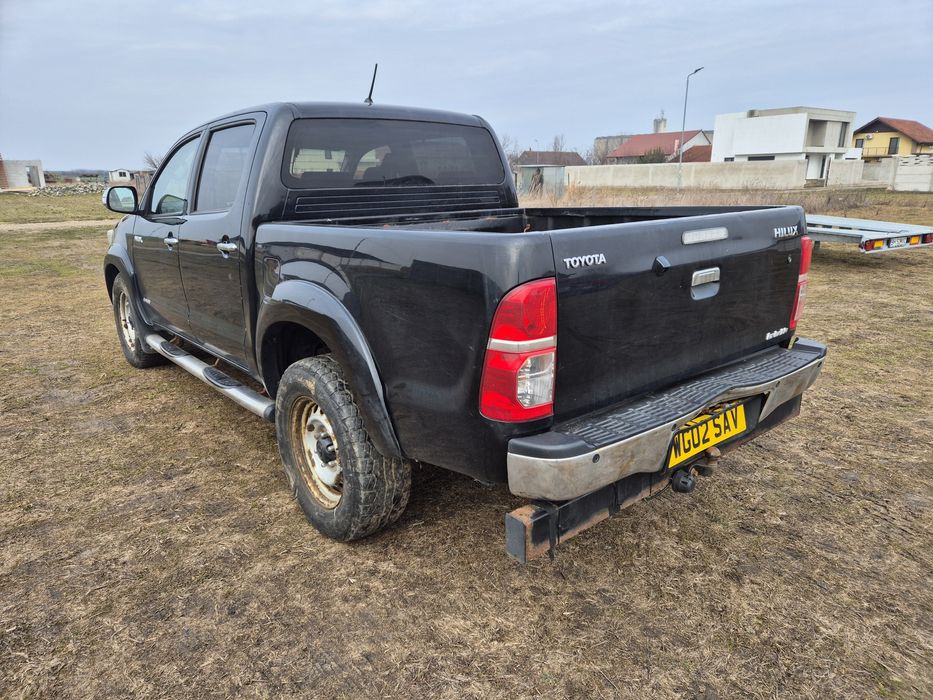 Dezmembrez Toyota Hilux 3.0 Invincible 1kd-ftv 2012-2016