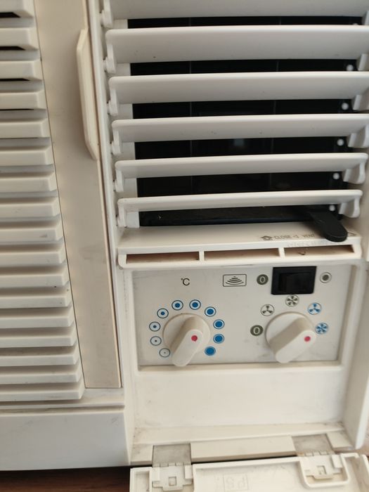 Прозоречен климатик Panasonic