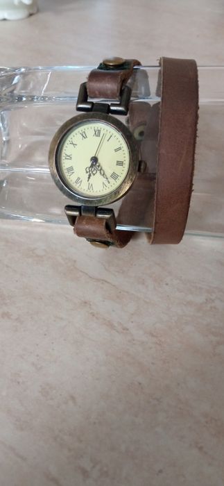 Дамски часовници