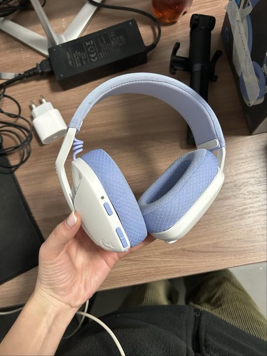 Наушники Logitech G435 белый