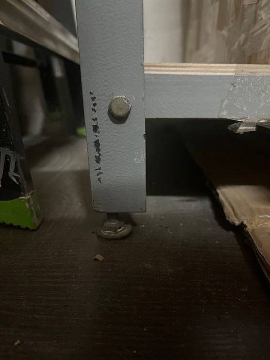 Стеллажи из металлического уголка