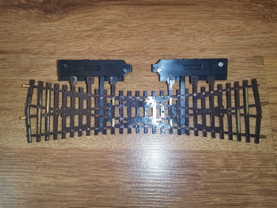 Trenulet locomotiva macaz Pilz (Fleischmann Piko Roco Trix)