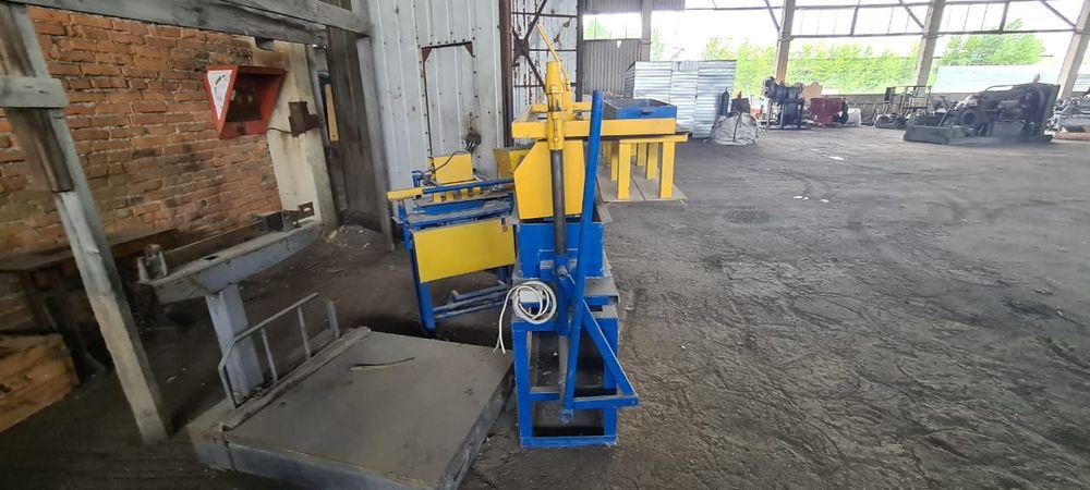 Вибропрес для изготовления брусчатки Б-1000