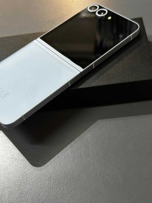 Samsung Flip 6 12/256GB