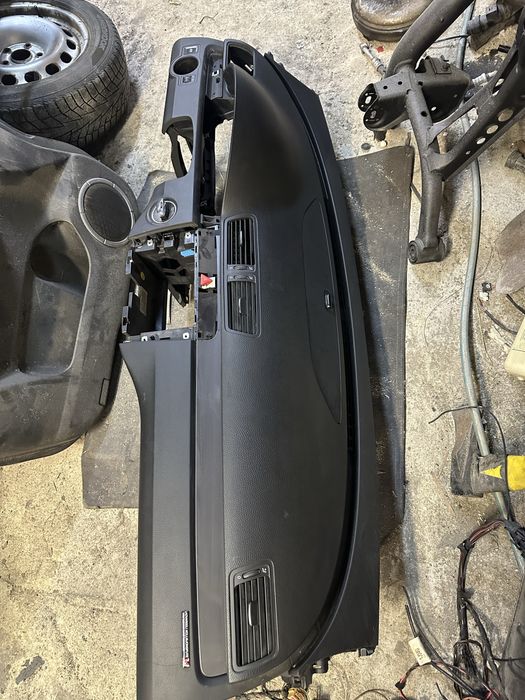 Арматурно табло пасат б6,7 отлично