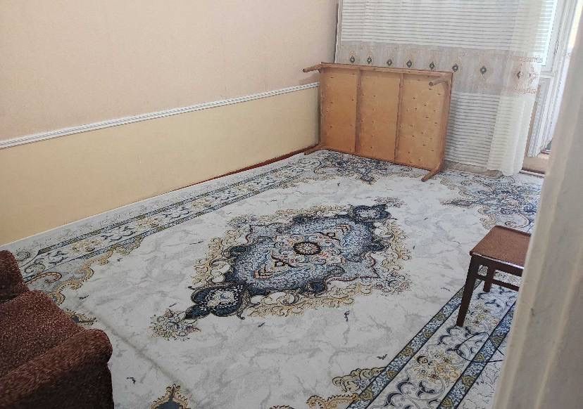 Чиланзар 11кв 2 комнатная квартира срочно продажа