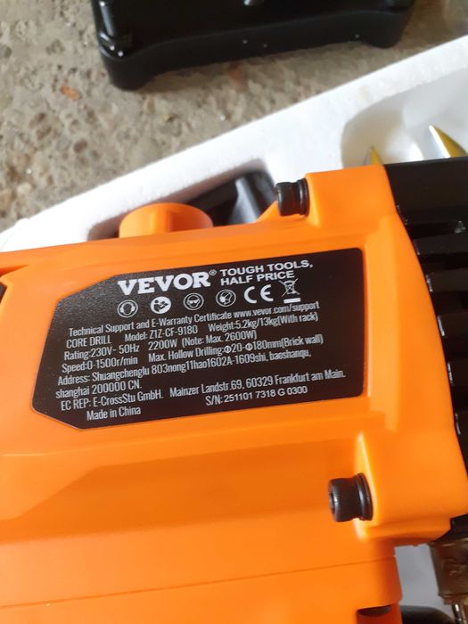 masina carotat vevor,de mana,sau pe stand,1 1/4 UNC 2600w