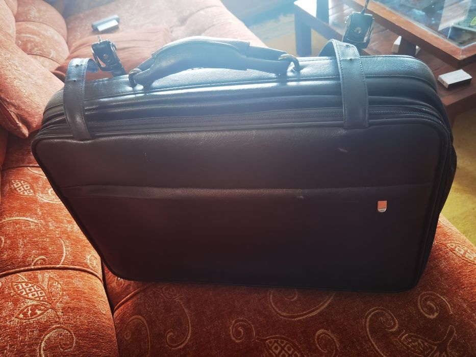 Пътна чанта, красива и практична