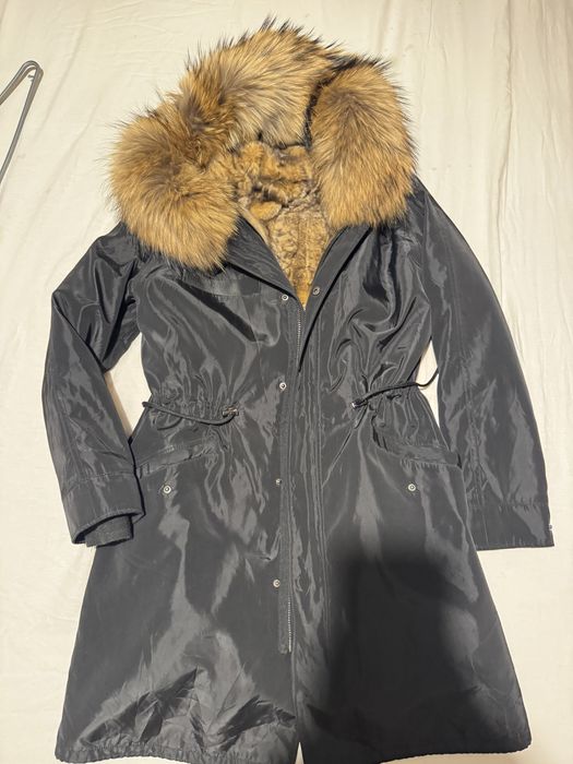 Продам Парку черного цвета