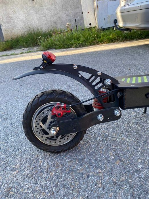 Trotinetă electrică Langfeite L8 DUAL MOTOR (2x800W) – Stare excelentă