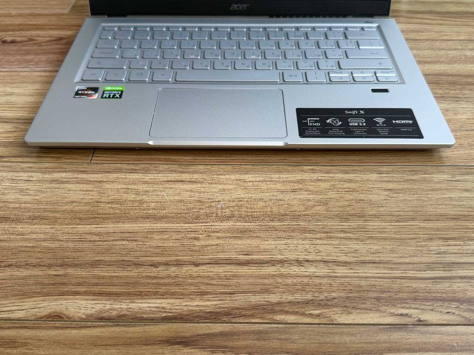 Acer Swift X 14`Ryzen 7 5800U/Nvidia RTX 3050/16GB LPDDR4X/512GB NVMe/Full HD IPS/Батерия 8ч