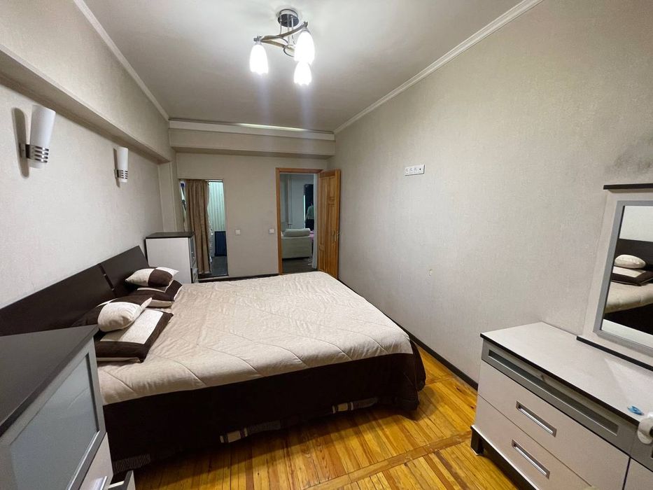 Сдаётся квартира Чорсу ,Караташ 3/1/6