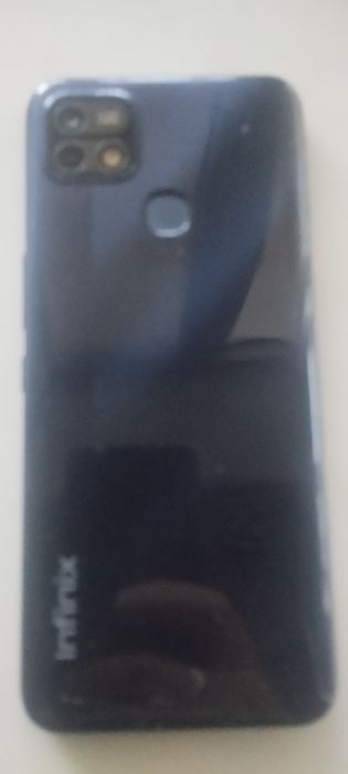 Продам телефон Инфиникс