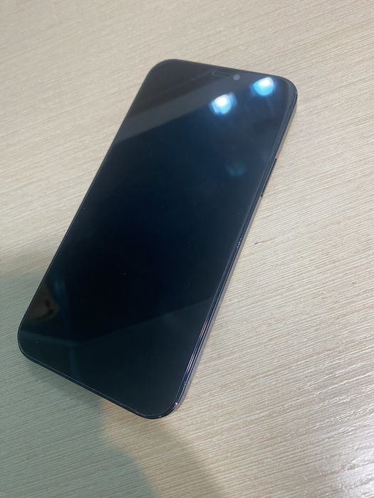 Продам Айфон 12 или обмен на смарт тв