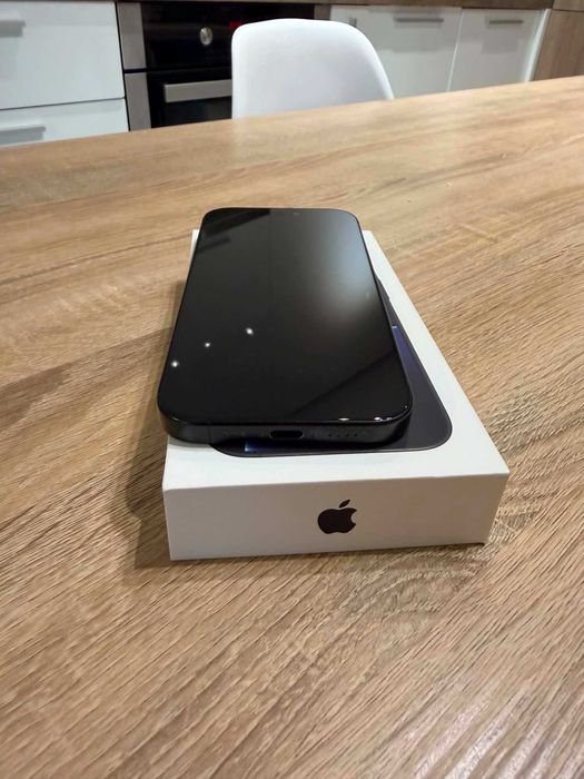 Iphone 16 Pro Black Titanium 256 gb 92% Батерия