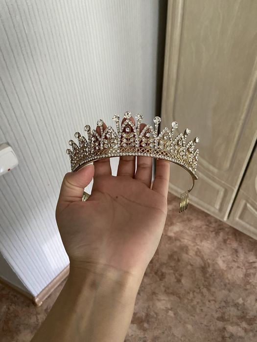 Корона вечерняя