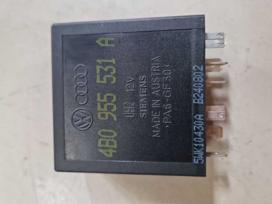 Releu stergatoare VW Passat B6 cod 4B0 955 531 A