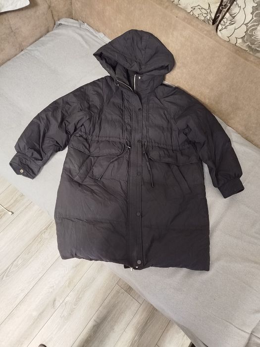Продам  черную куртку демисезон