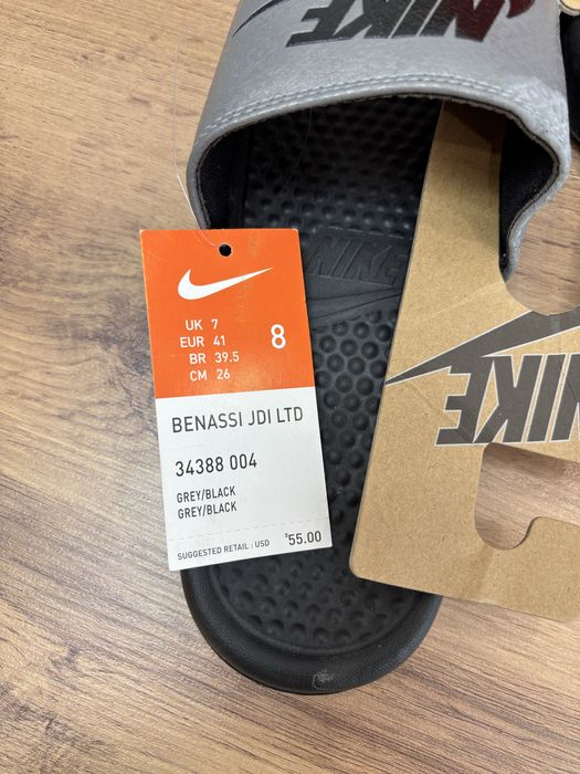 Шлепанцы женские Nike