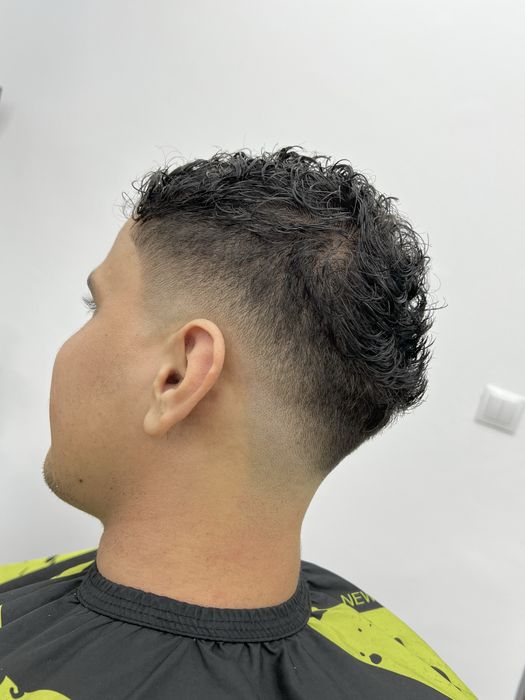 Frizerie si stylist
