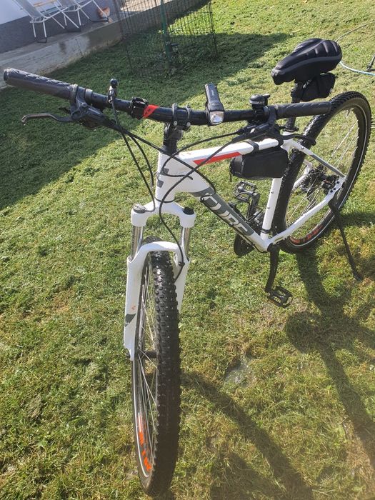 Bicicletă MTB Cube Aim Race – Frâne Hidraulice – Echipată complet,