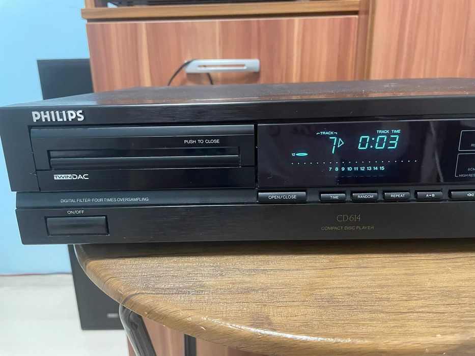 Philips CD-614 Compact Disc Player