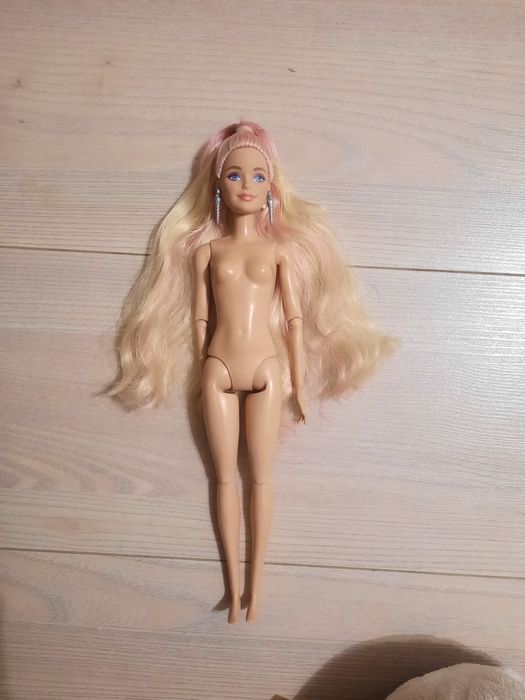 Барби barbie Extra Fly