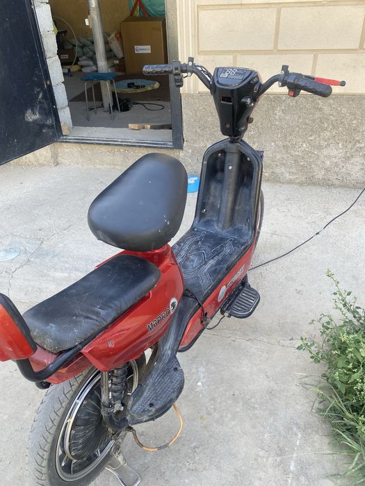 Электроскутер JORGATAI m3 pro