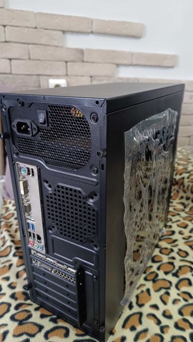 компютър за игри - Intel Core i3-10100f - GTX 1070 Ti - 16GB рам - SSD