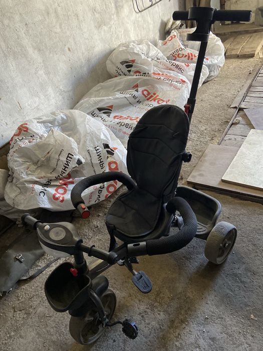 Продам велосипед с ручкой