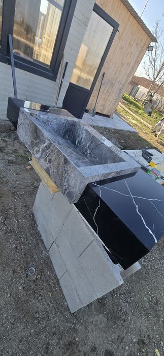 Lavoare din gresie moderne