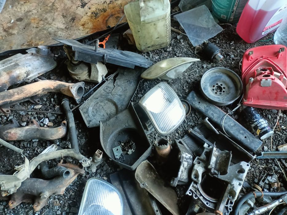 Запчасти на Ауди а6 100 с4