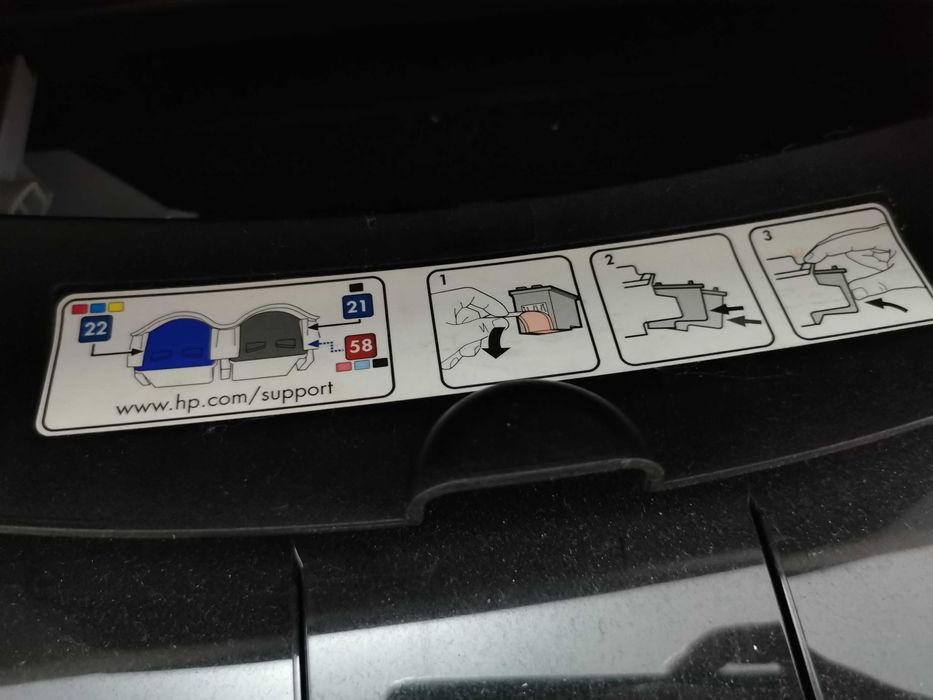 Imprimanta Multifunctionala HP Deskjet F2180
