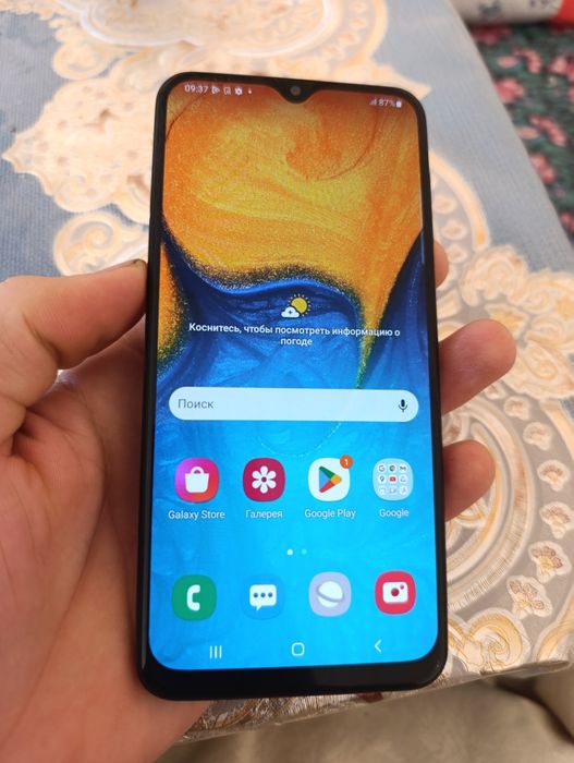 Samsung A20 с гарантией