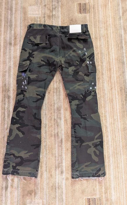 Flared Jeans Camo Gallery Dept