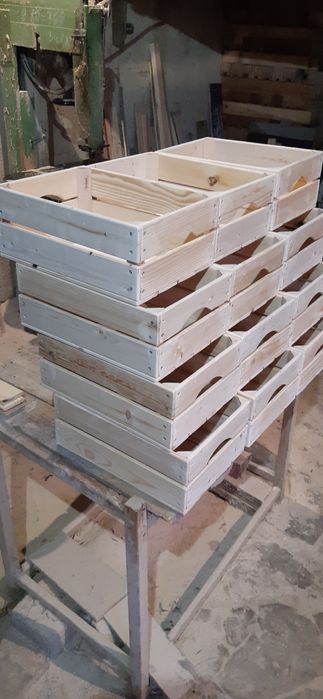 Дървени щайги за подаръчни комплекти