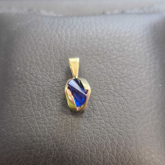 ( B31178.2 / Ag29 Doi Baieti ) Medalion Aur 14K - 2.05 grame /