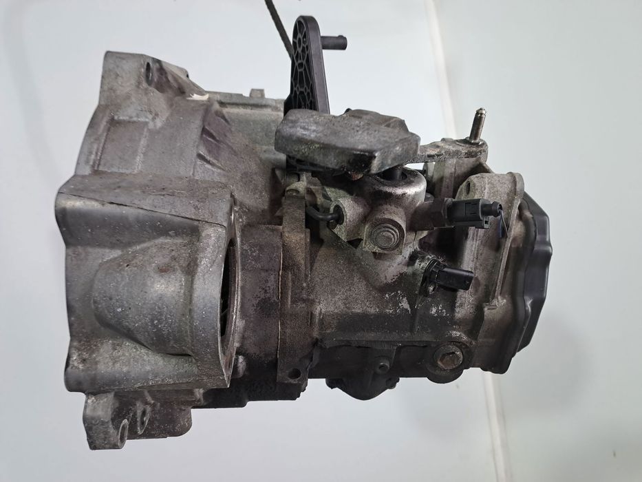 Cutie viteze manuala 5 trepte  Volkswagen Golf 6 (5K1) [Fabr 2009-2013