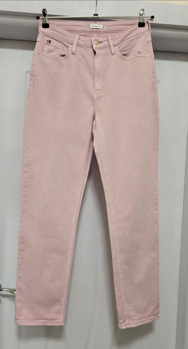 Дамски оригинални дънки.  TOMMY HILFIGER