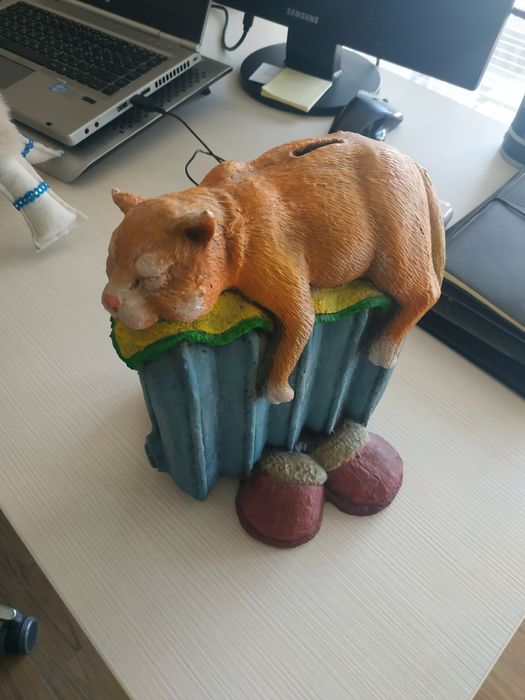 Копилка для любителей кошек